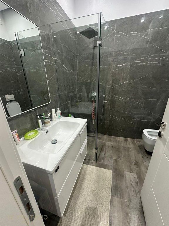 Apartament 2+1+2 Për Shitje pranë Square 21, Tiranë!