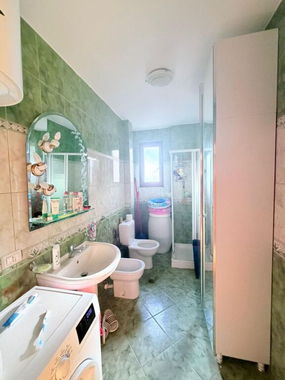 SHITET APARTAMENT 2+1 PRANE ROYAL G MAX, GOLEM