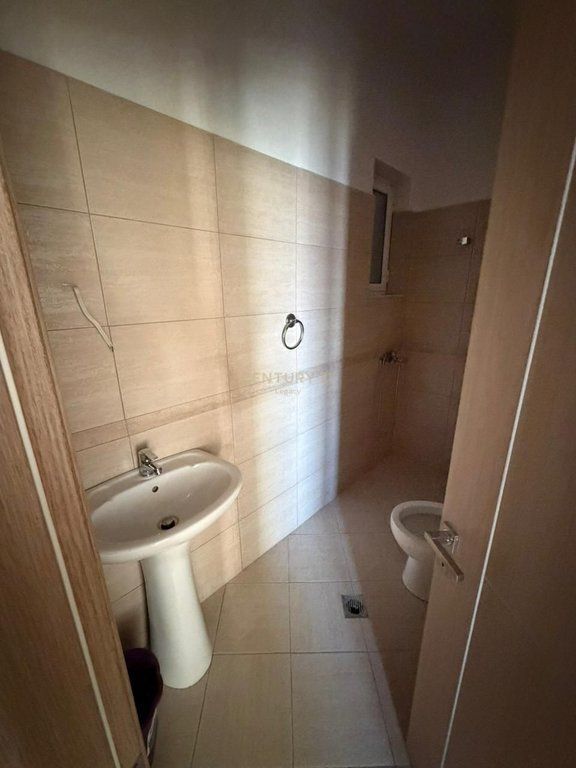 Apartament me qira në Sarandë – Rruga e 5-të