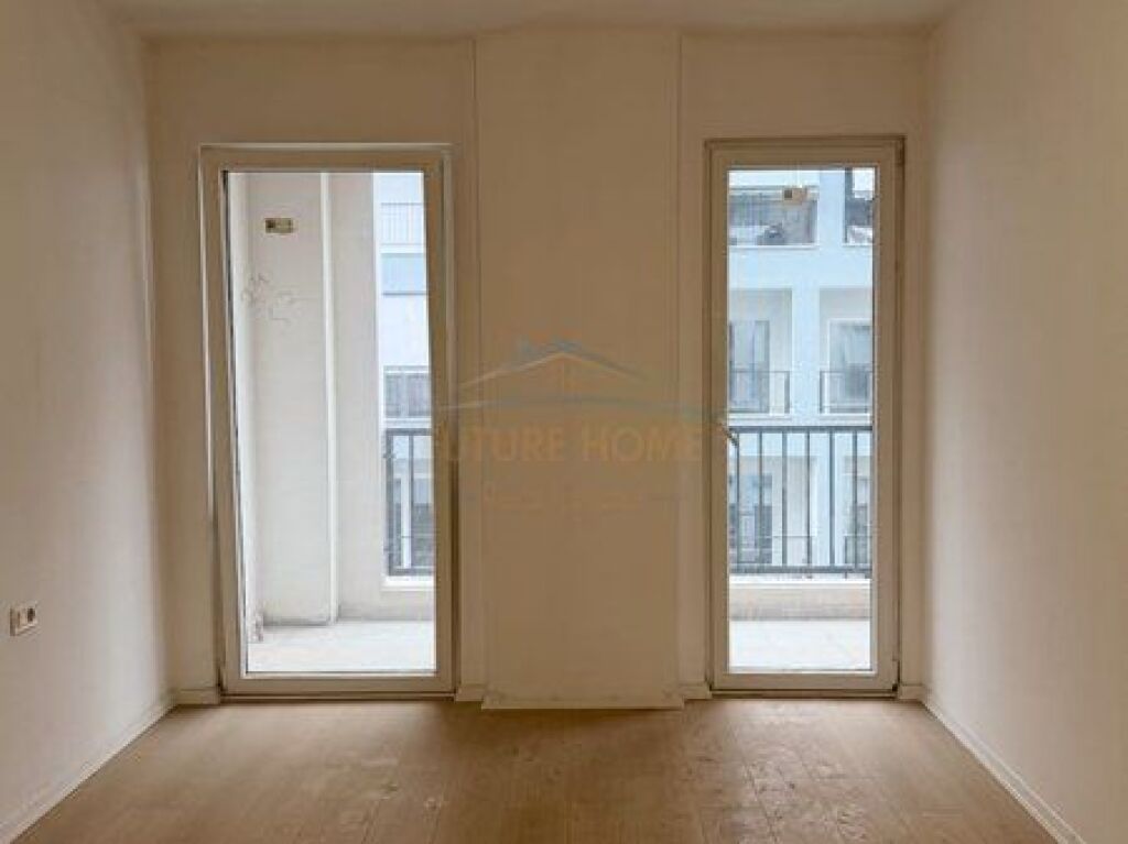 Shitet, Apartament 1+1, Kombinat