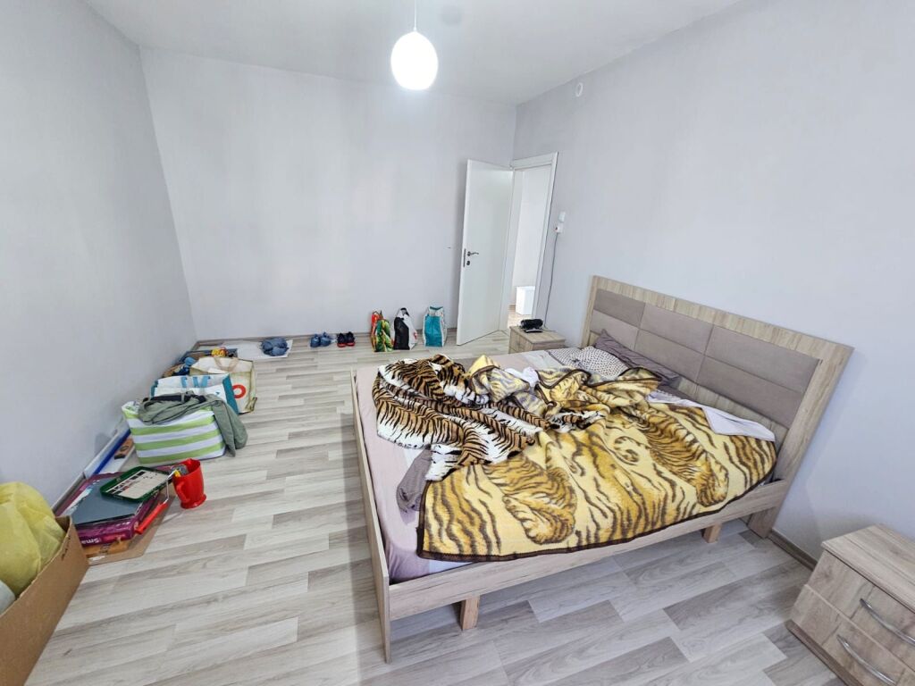 SHITET APARTAMENT 2+1 TEK VALA PARK - STADIUMI DURRES