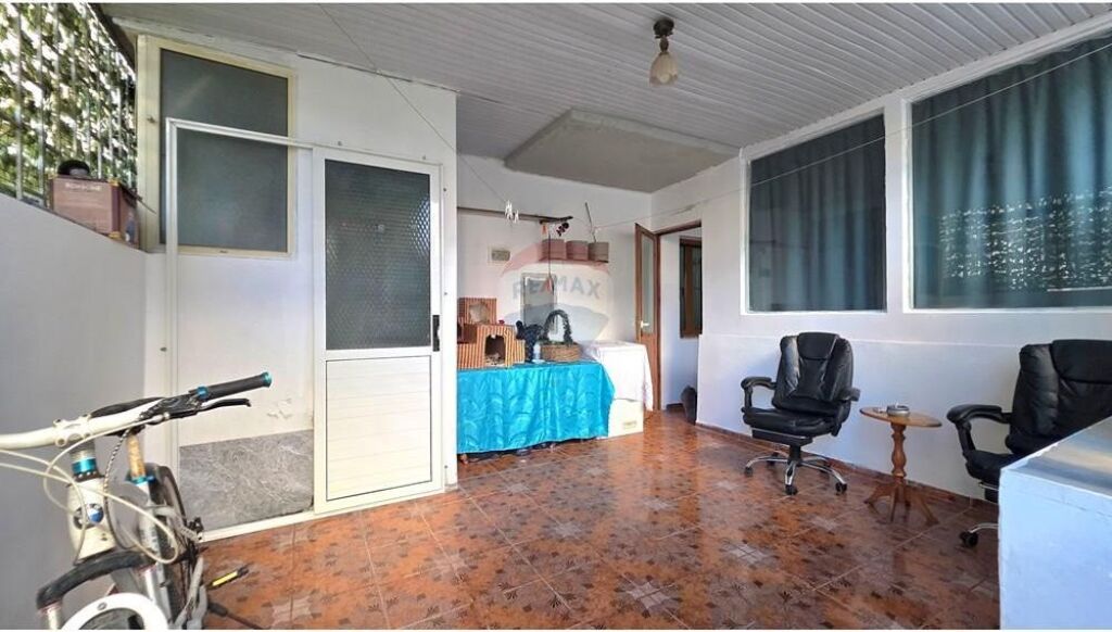 Apartament 1+1 në shitje pranë Shkolla Ismail Qemali – Okazion