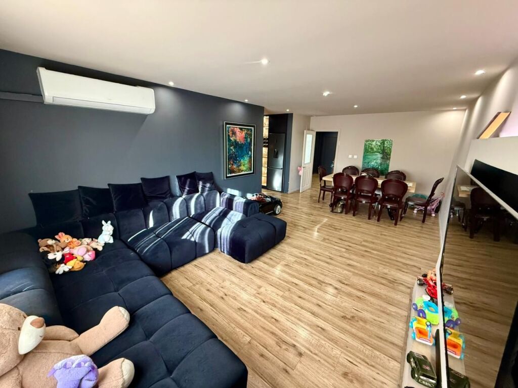 📣 SHITET Apartament 3+1+2 📍 Blloku Gintash, Laprake ✨💶 Cmimi 225.000 Euro