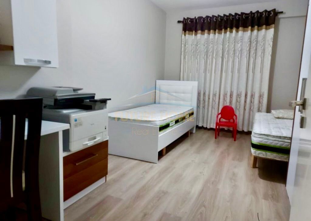 🏡 2+1+2 i Mobiluar te Pallatet "Areela" – Rruga "5 Maji" me Hipotekë! ✨