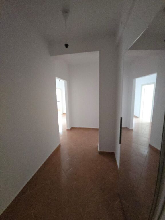🏡 SHITET APARTAMENT 2+1 – PRANË DREJTORISË SË POLICISË, DURRËS