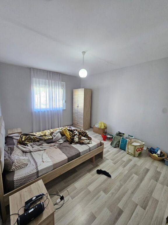 SHITET APARTAMENT 2+1 TEK VALA PARK - STADIUMI DURRES