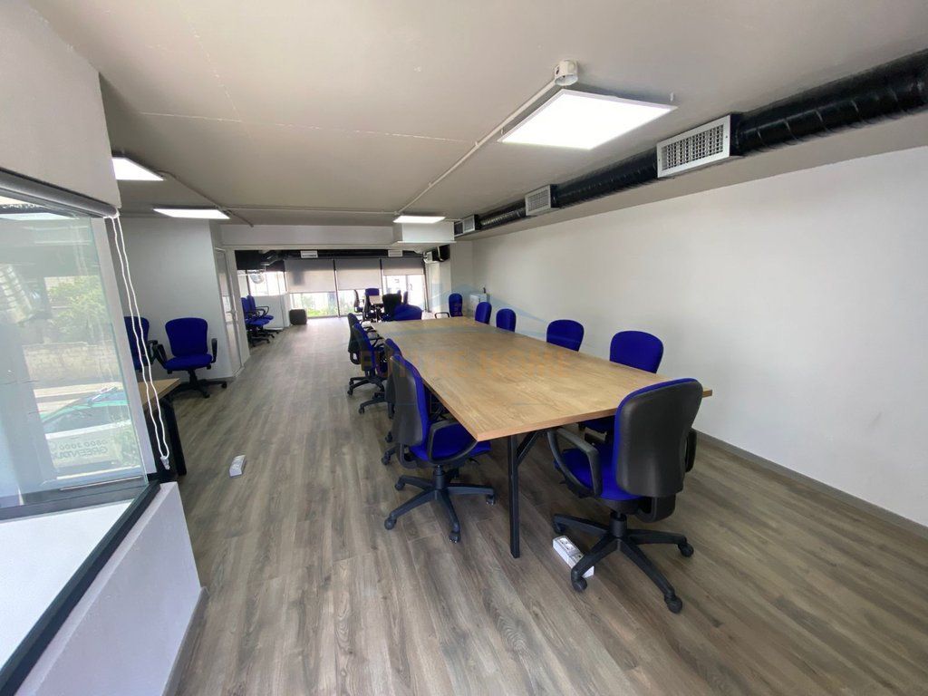 Qera, Ambjent, Rezidenca Marga 1, Rruga Jordan Misja, Tiranë.