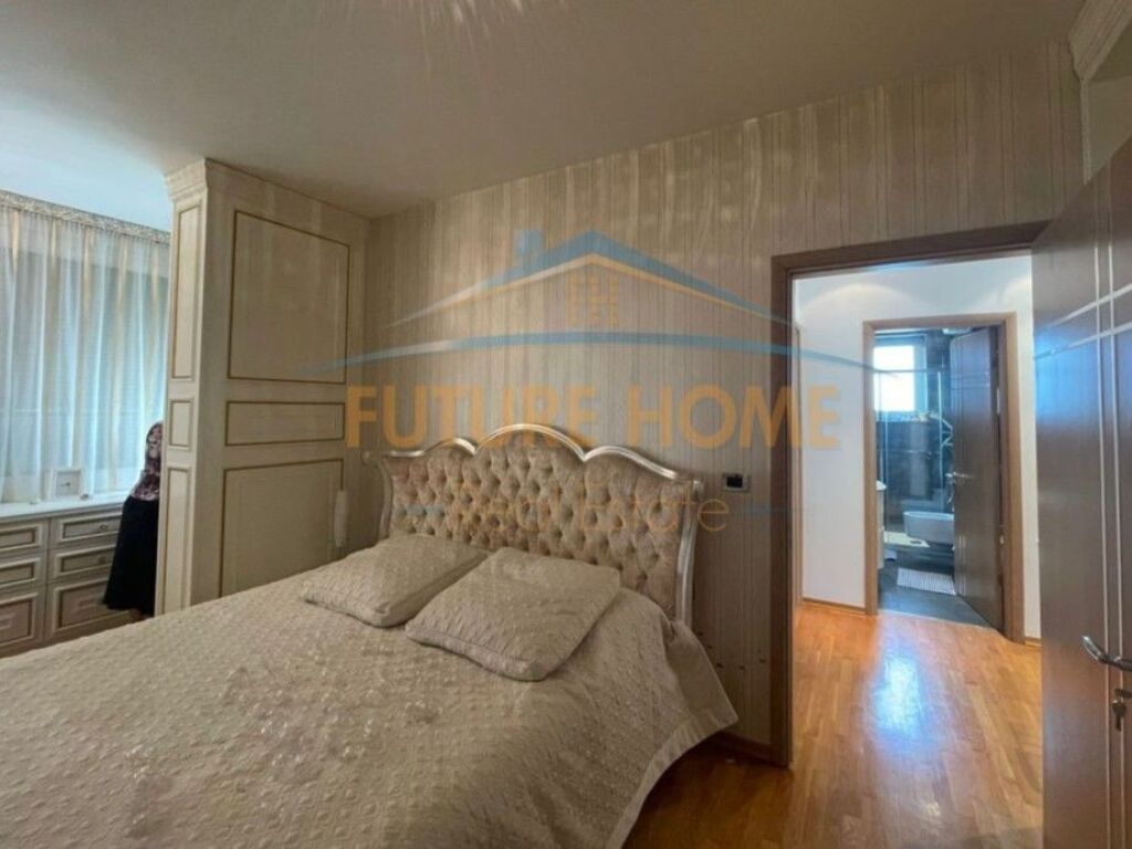 Qera, Apartament 2+1, Bllok