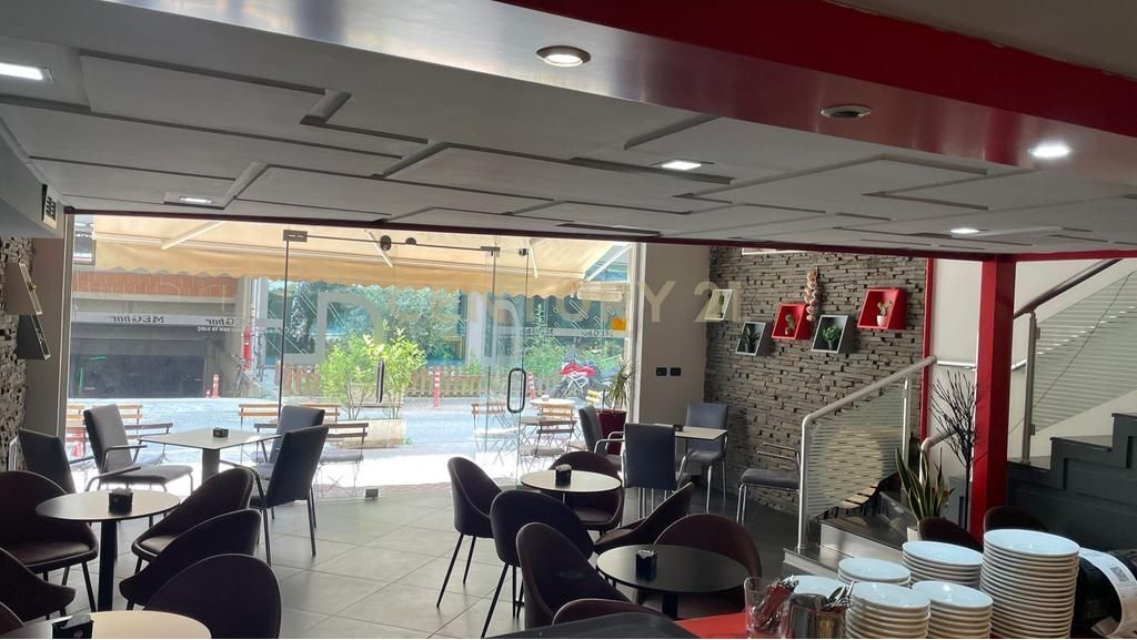 LAPRAKE, JAPIM ME QIRA BAR-KAFE