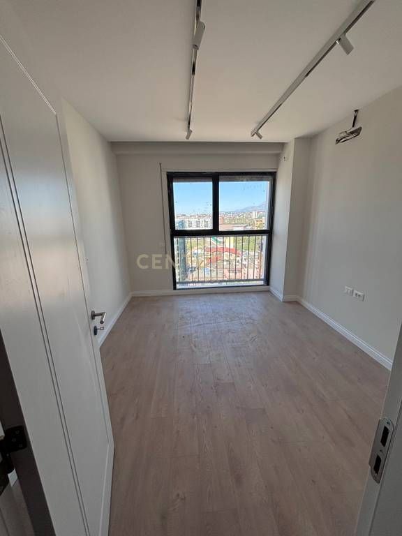 NEW BOULEVARD, SELLING APARTMENT 2+1+2