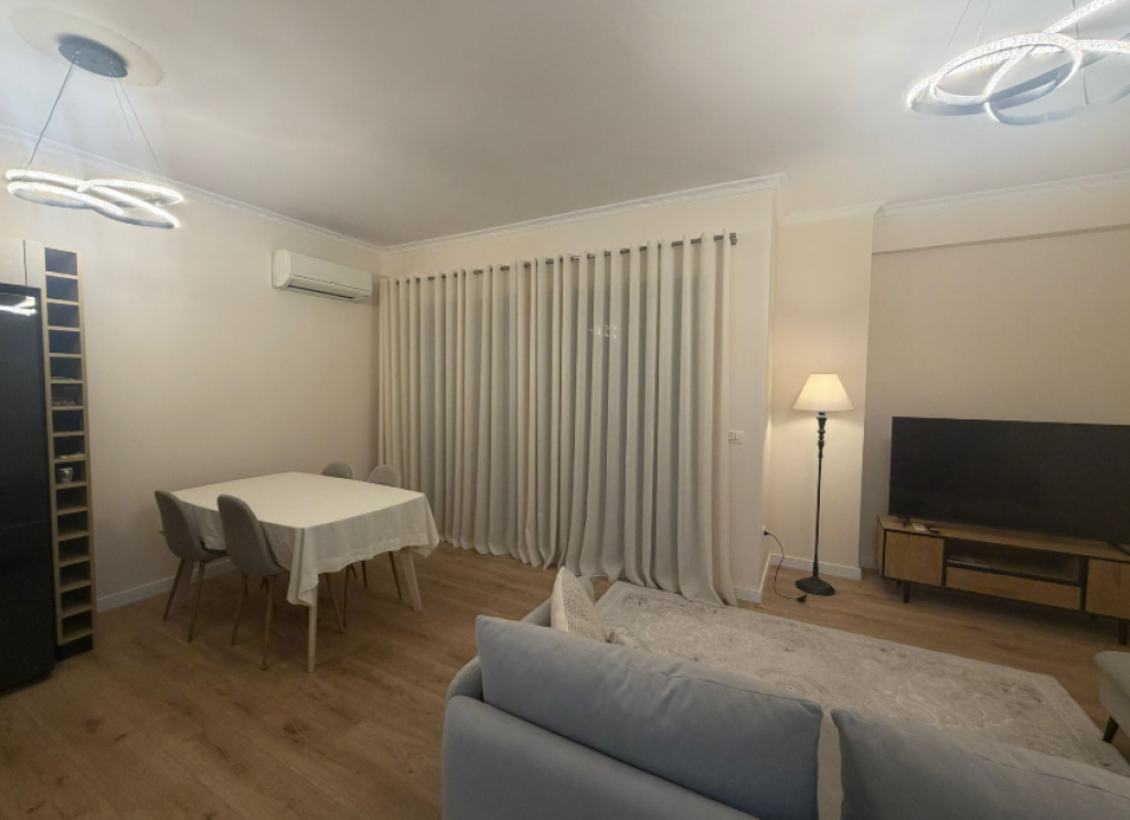 🏡 APARTAMENT 2+1 ME QIRA – KOMPLEKSI DELIJORGJI