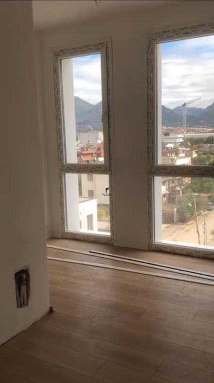 APARTMENT FOR RENT 1+1 TRAIN STATION 60,000 LEKE FH-68440