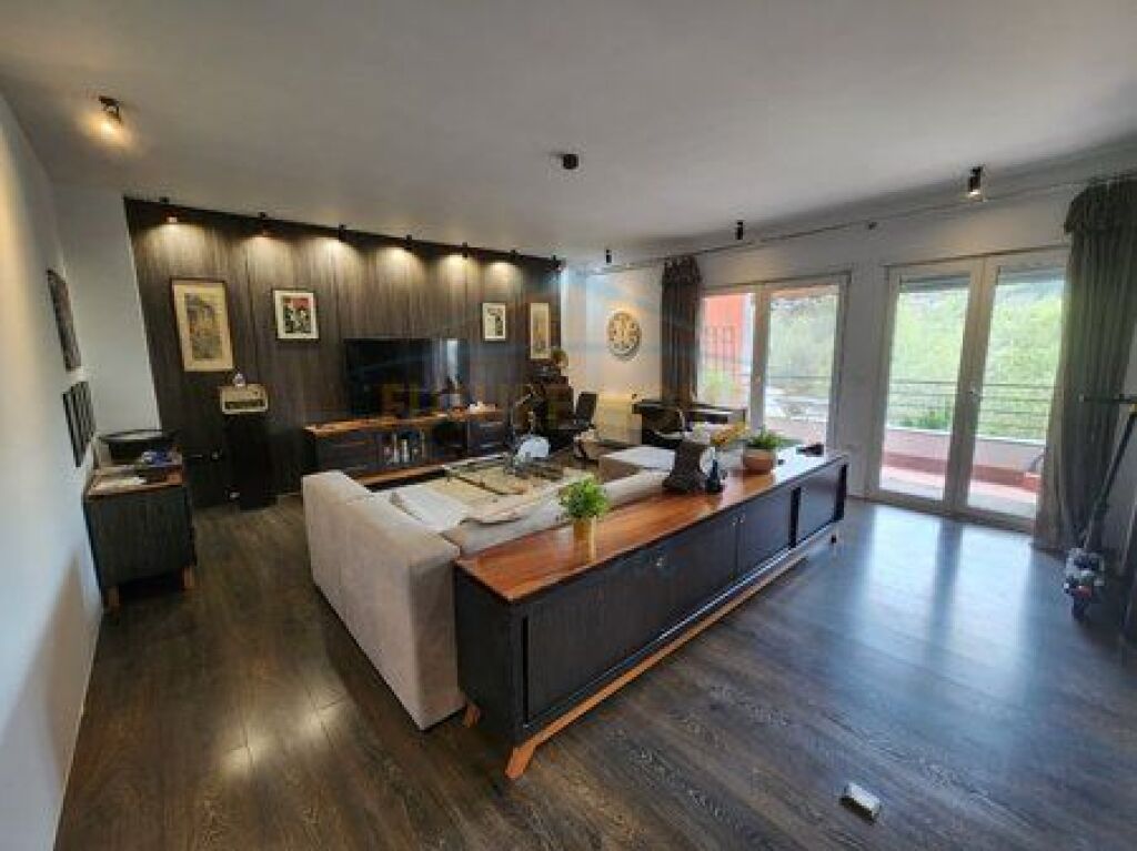 For sale, Apartment 1+1, Dry Lake, Tirana