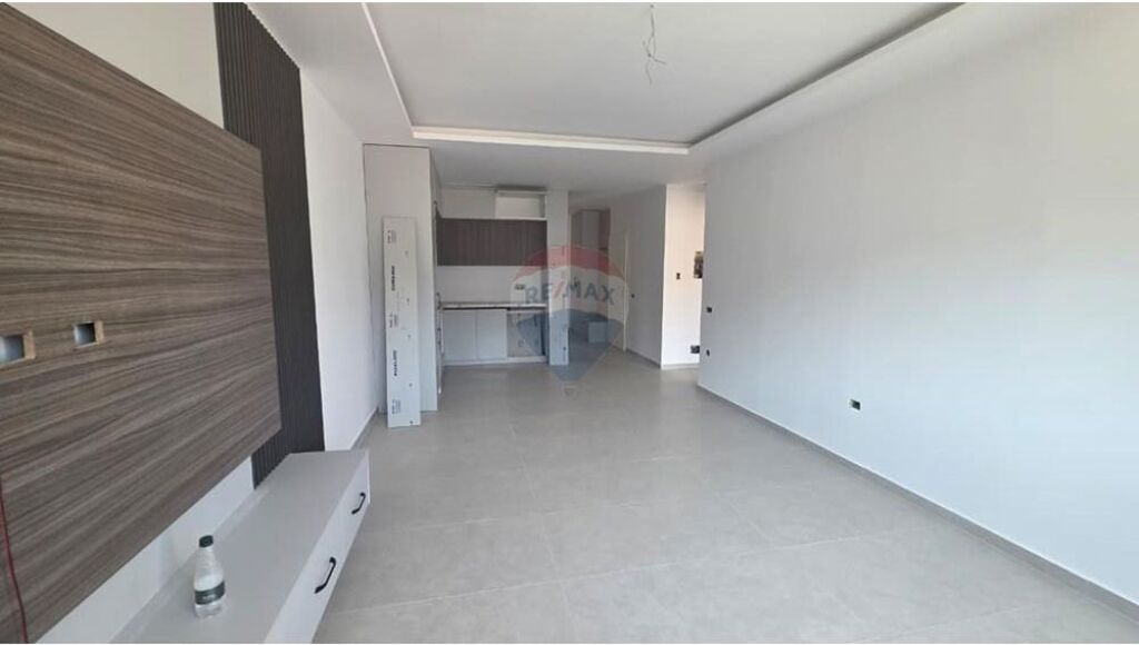 🏡 Apartament 2+1 në shitje në Rruga Pelivan Leskaj