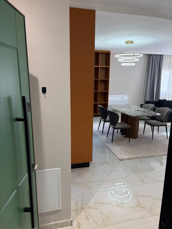 Super ap 2+1 at Lake Farke (lake land)