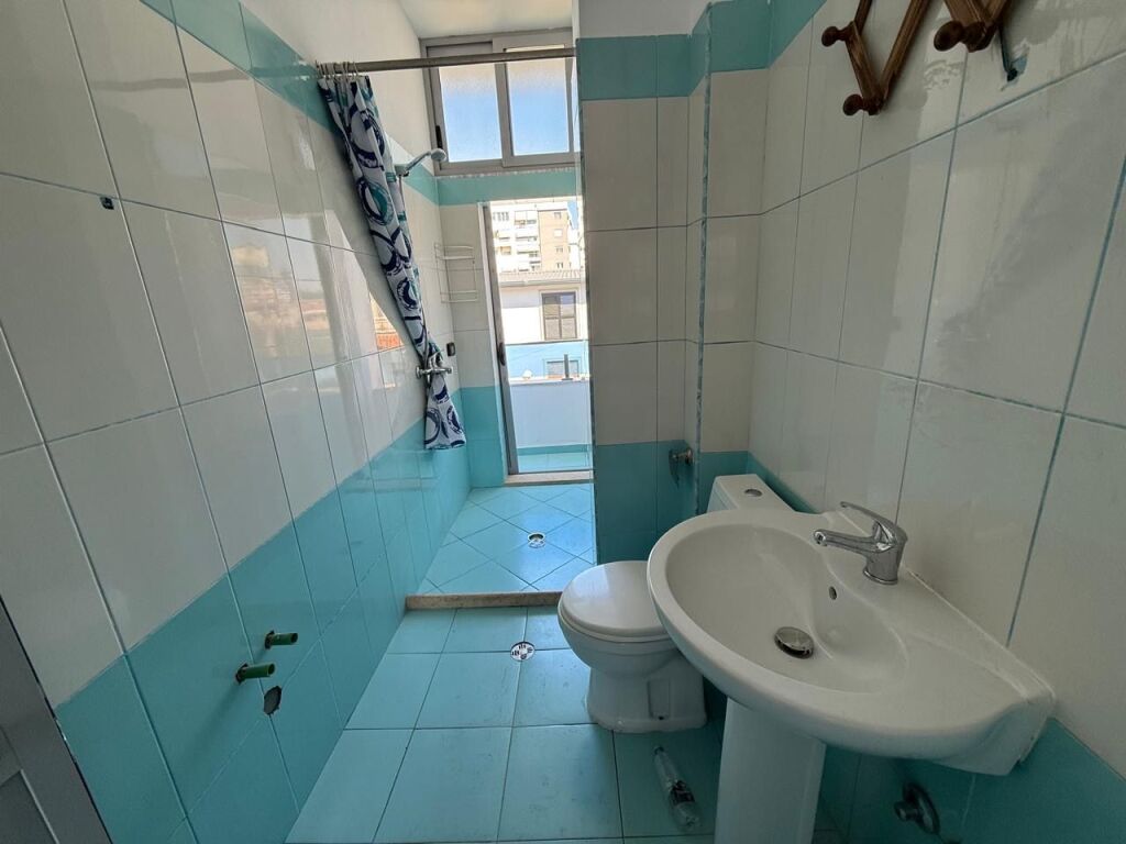 Apartament 1+1 me qira