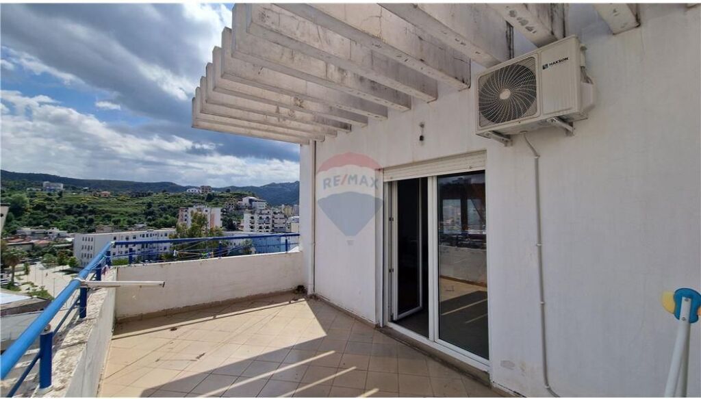 🏡 Apartament 2+1+2 në shitje në Bulevardi Ismail Qemali