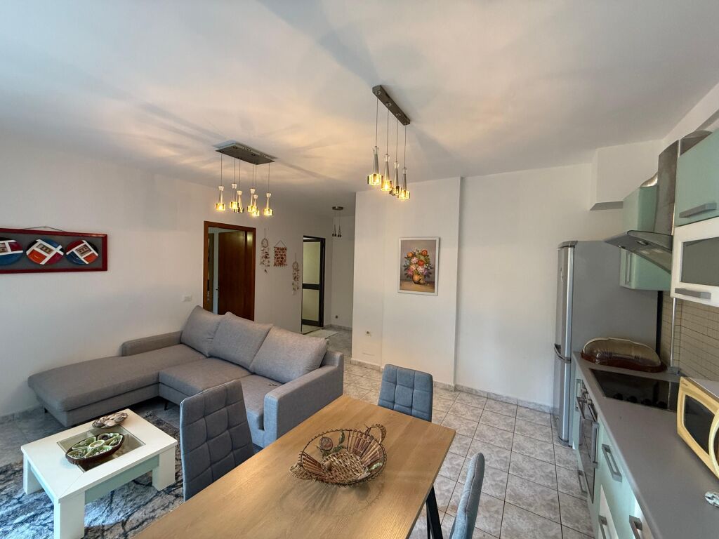 Appartamento in vendita 2+1 a Pishat e Buta, Golem – a soli 50m dal mare 🌊