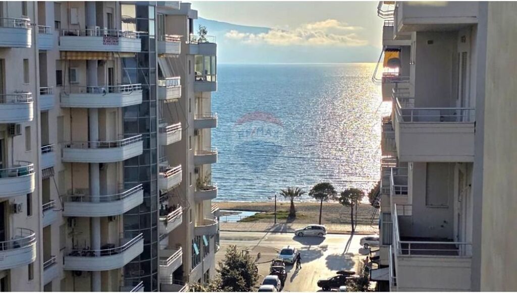 Apartment 1+1 for Rent – Reshat Osmani Street, Vlora