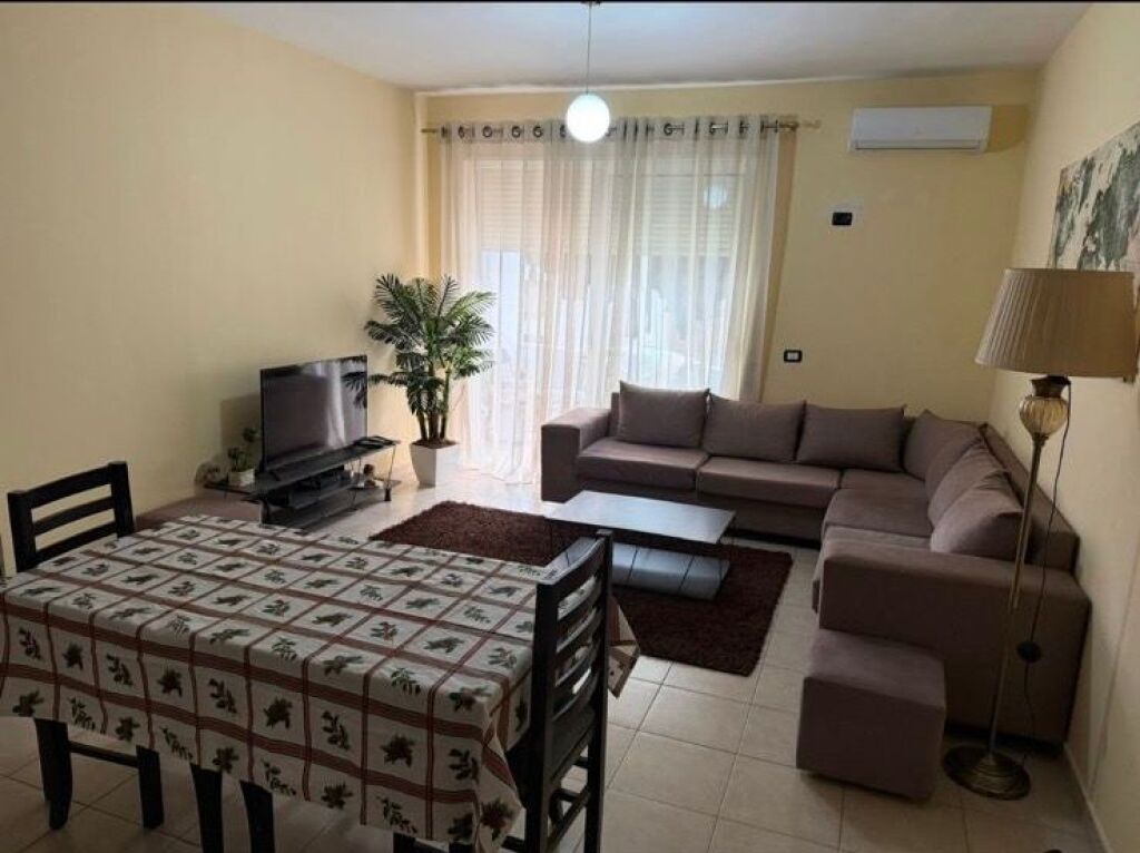 In Affitto Appartamento 2+1+2 Bagno+1 Balcone