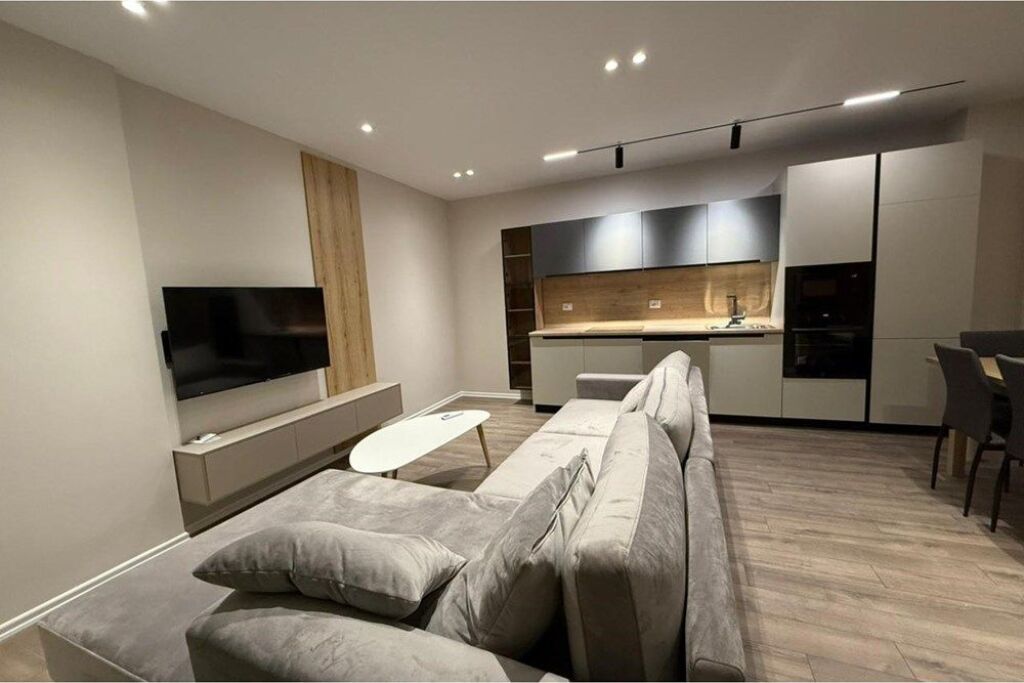 Appartamento 1+1 in via Petro Korcari