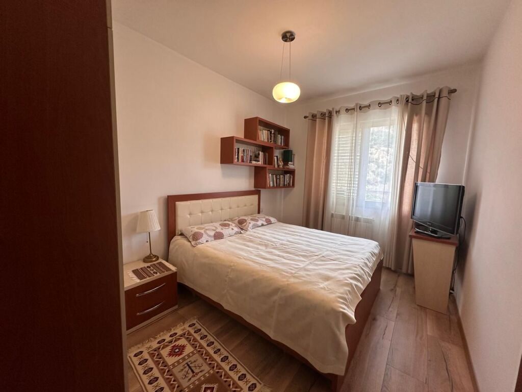Apartament ne shitje 3+1+2 per shitje, Fresk