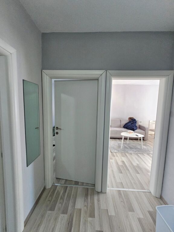 SHITET APARTAMENT 2+1 TEK VALA PARK - STADIUMI DURRES