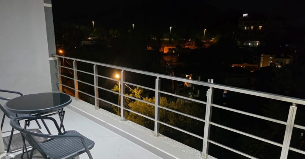 Rent, Apartment 1+1, Sauk, Tirane. Empire67300