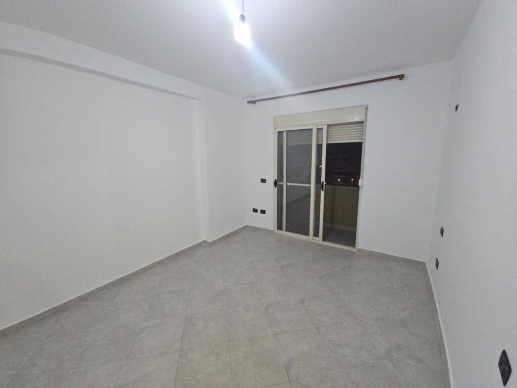 Apartament me qira 2+1 te Vala Park, Durrës