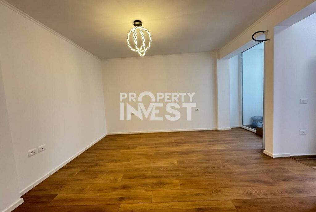 Studio apartment for sale on Sulejman Delvina street, former Hotel Diplomat