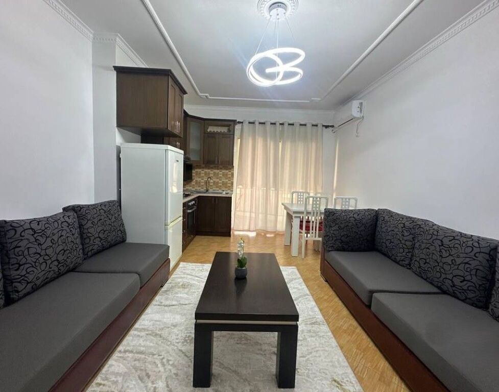 AFFITTASI APPARTAMENTO 2+1+2 A FRESK