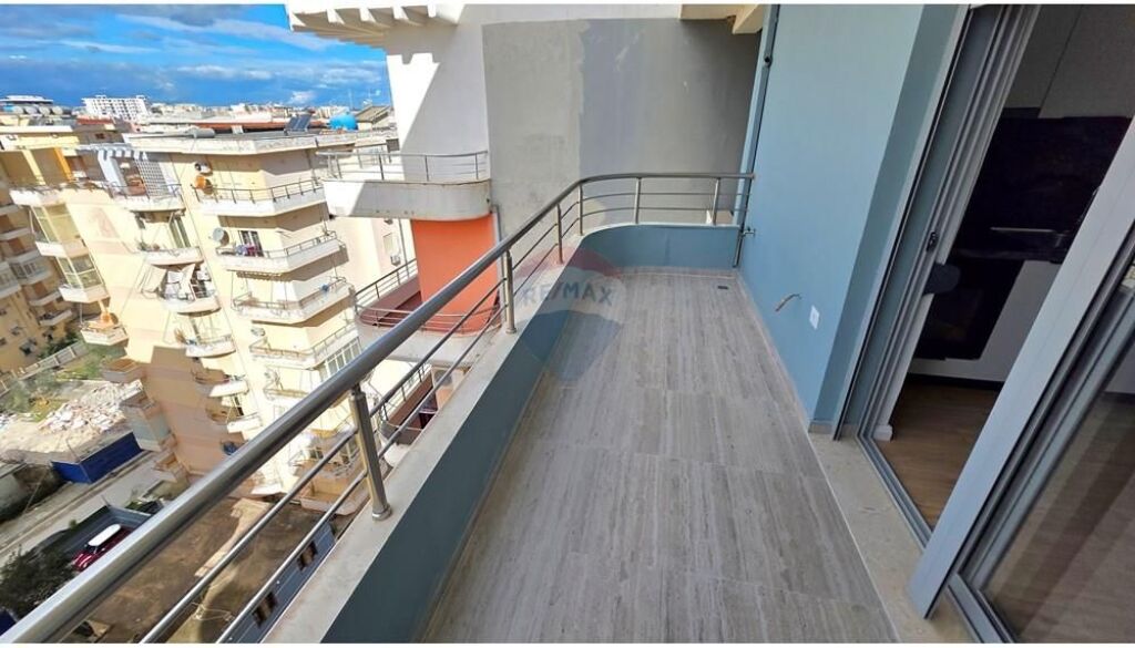 🌊 Appartamento 2+1+2 in vendita a Lungomare – Vista Mare