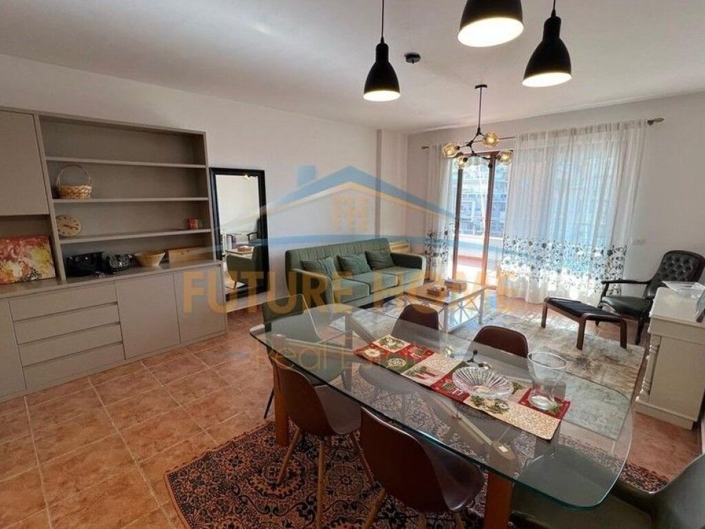 Affitto, Appartamento 2+1+2, Via Kavaja