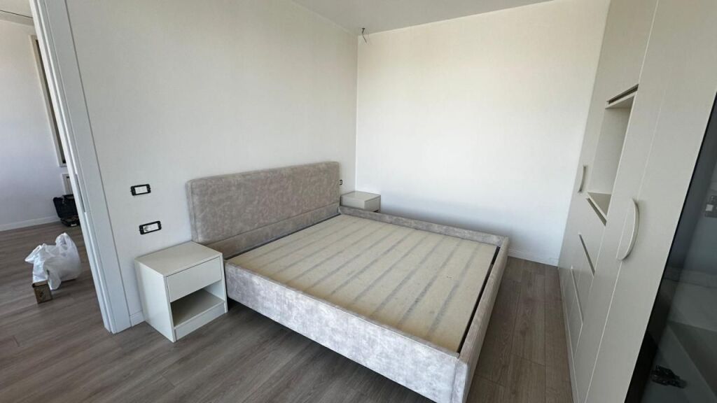 1+1 for rent at Bulevardi i Ri!