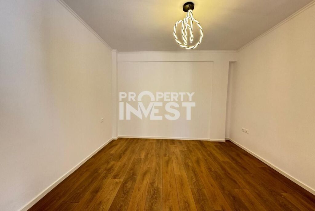 Studio apartment for sale on Sulejman Delvina street, former Hotel Diplomat