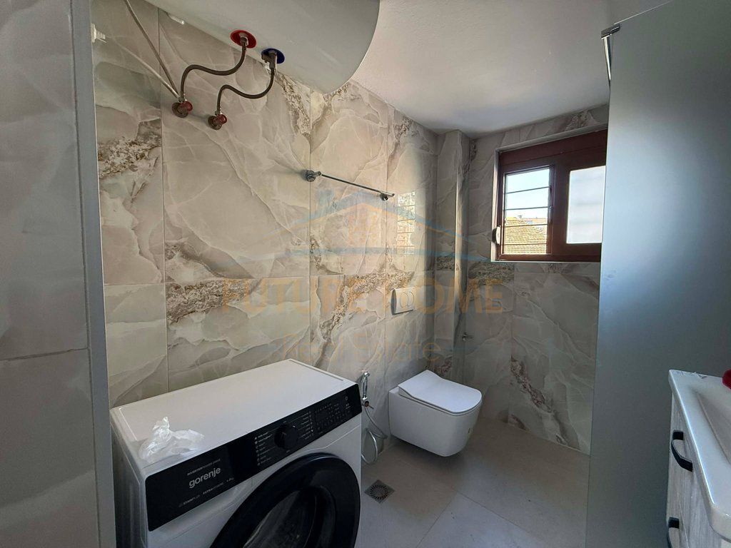 Qera, Apartament 2+1, 21 Dhjetori