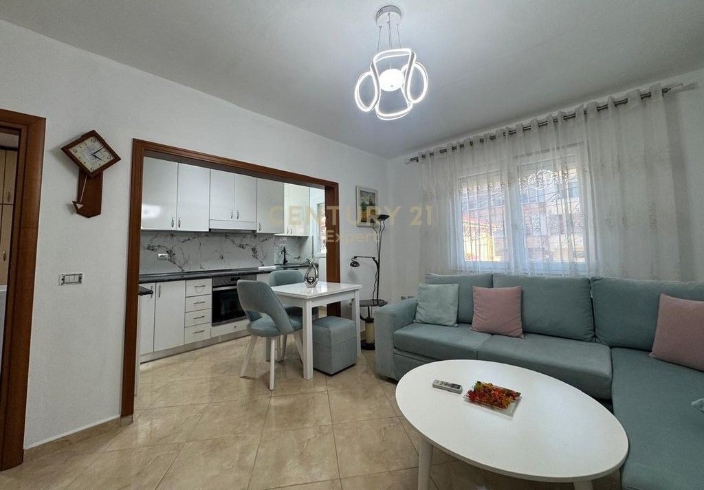 JAPIM 1+1 ME QIRA TE 21 DHJETORI