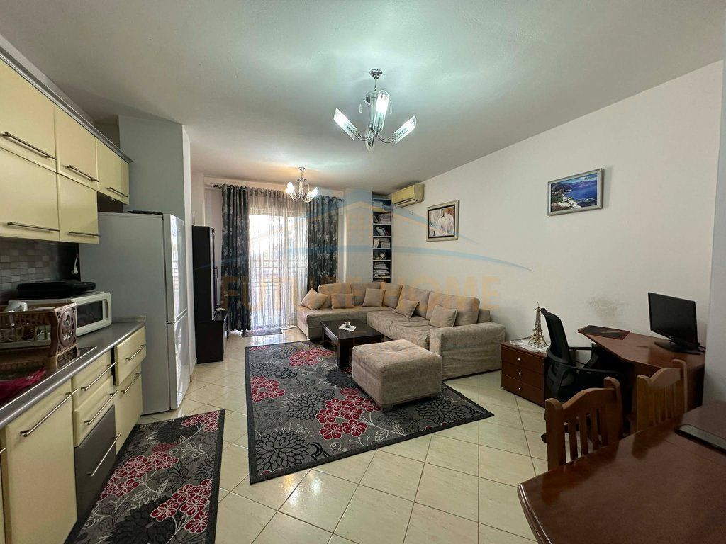 Affitto, Appartamento 1+1, Fresku