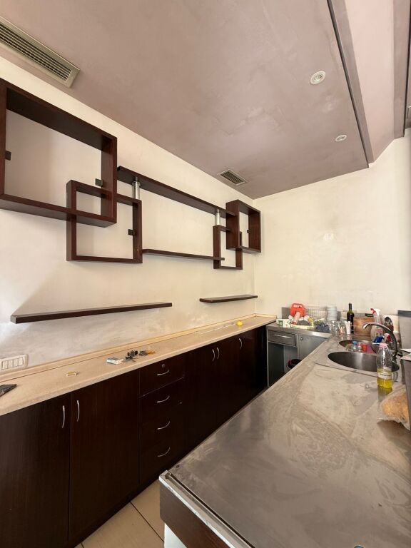 Business premises for rent ‼️