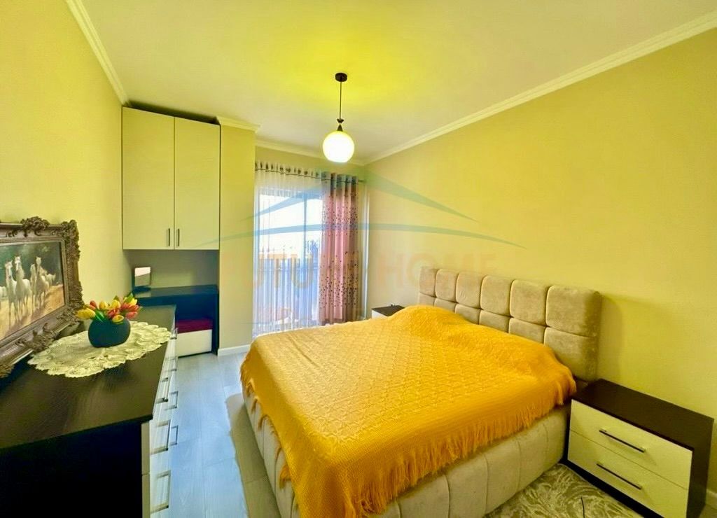 🏡 2+1 con Super Spazio a Yzberishti – 94 m^2 Netto &amp; Illuminazione Massima! ✨