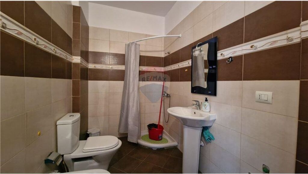 🏡 Apartament 2+1+2 në shitje në Bulevardi Ismail Qemali