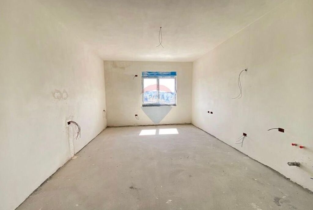 Apartament - Për Shitje - Bulevardi Blu, Kamëz ID: 530581011-9