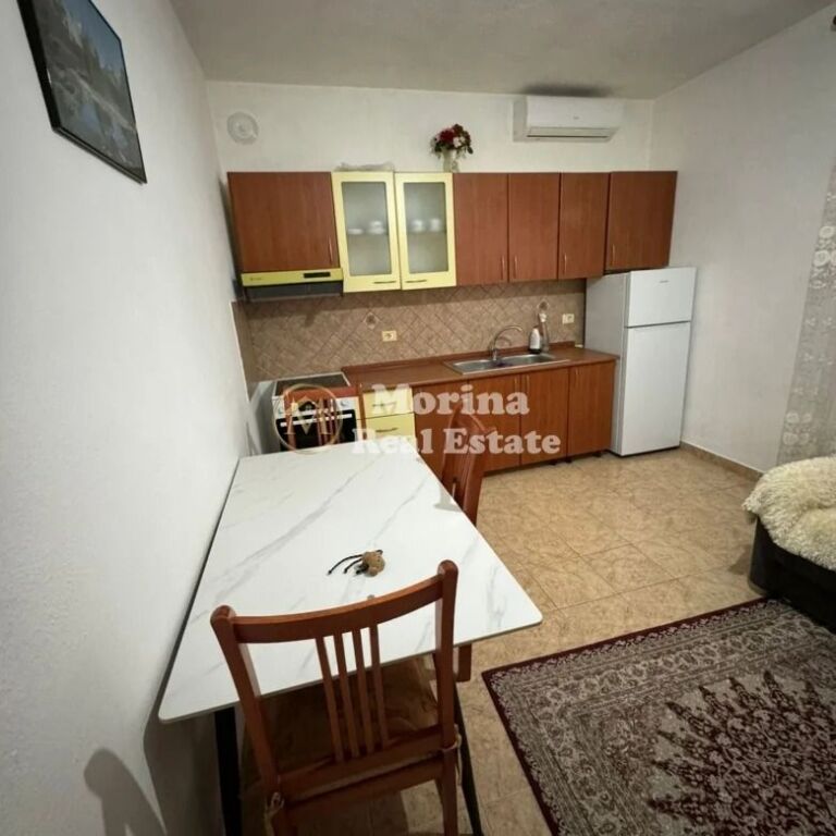 Qera | Shtëpi private 2 + 1 | Rruga Besa | 400 €/muaj