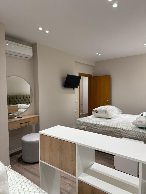 Appartamento 1+1 ideale per investimento presso il Comune di Parigi!