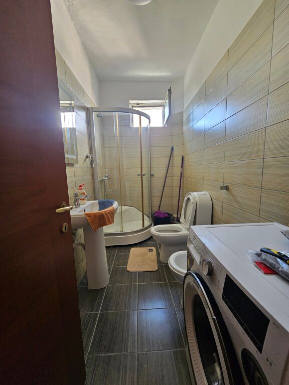 Apartament 1+1 me qera 21shi, (Mozaiku)