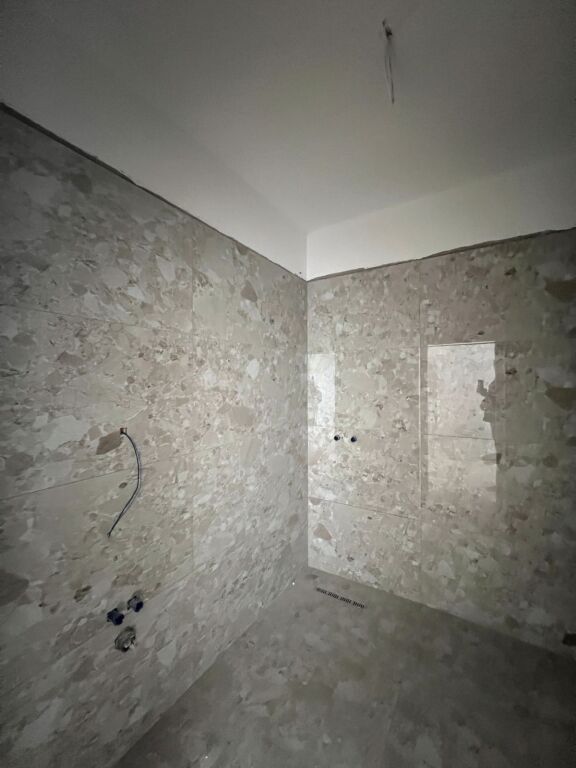 Appartamento in vendita 108.5 m2, 1550 € / m2