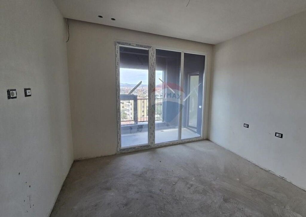 Apartament - Për Shitje - Bulevardi i Ri, Tiranë ID: 530411012-182