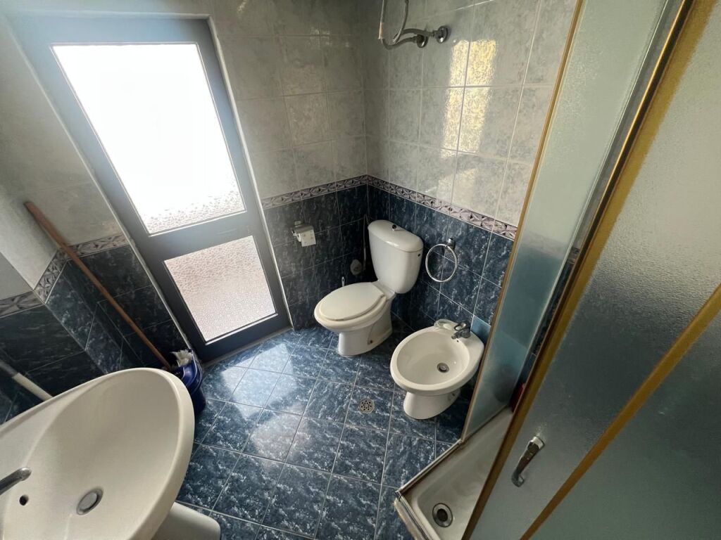 SHITET APARTAMENT 1+1 NE GOLEM