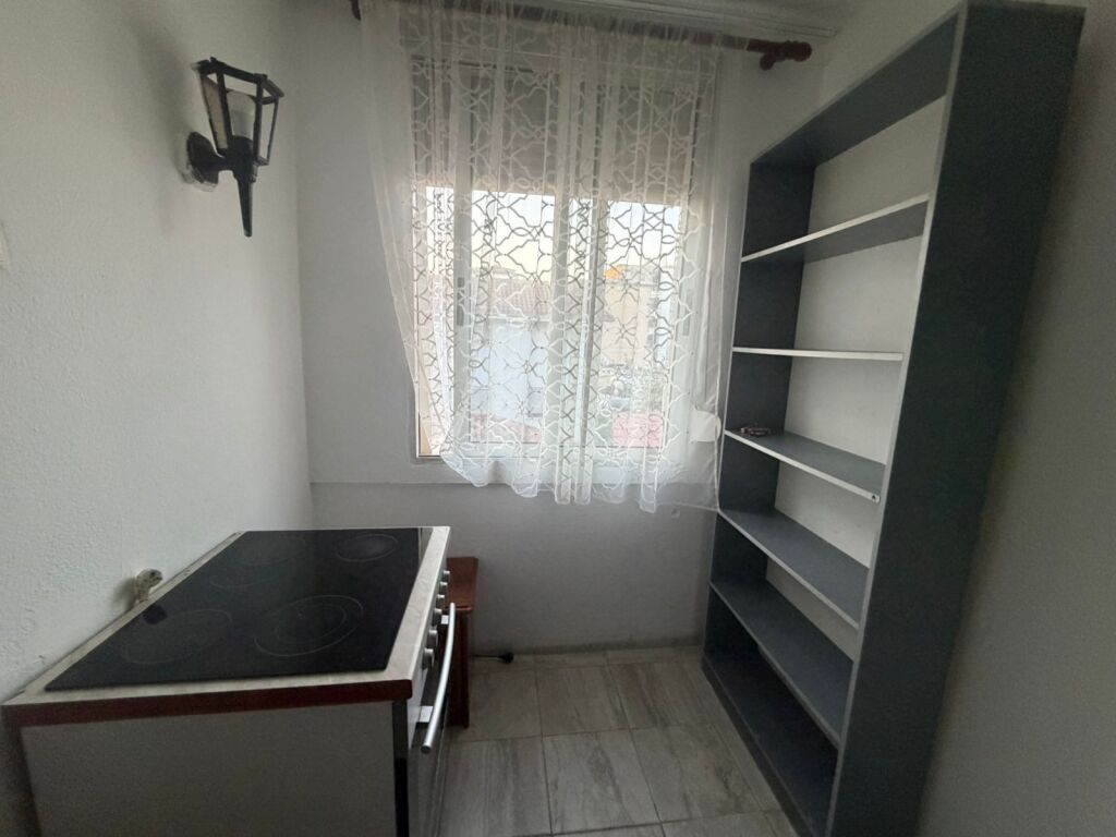 Appartamento 1+1+1 con Balcone in Affitto