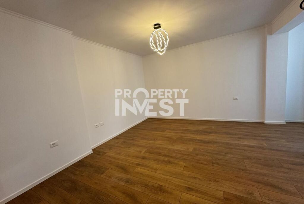 Studio apartment for sale on Sulejman Delvina street, former Hotel Diplomat